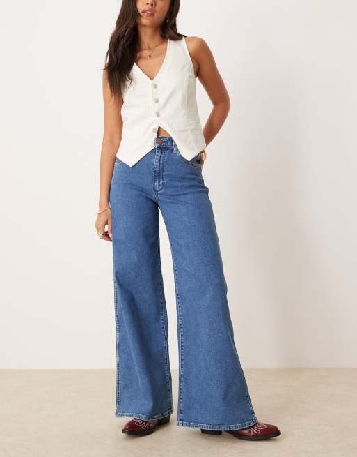 Wrangler – Mellanblå jeans med vida ben och hög midja i vintagetvätt