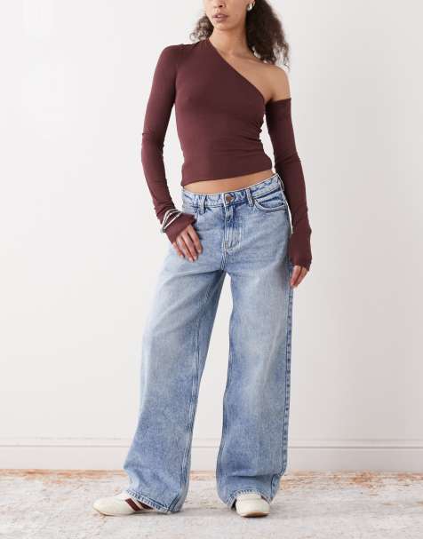 Wrangler mid-rise loose straight jeans in light wash - view 1