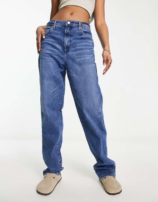 Wrangler mom straight fit jean in mid blue | ASOS