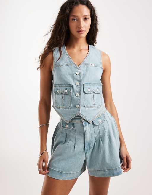 Wrangler - Pantaloncini di jeans taglio mini lavaggio blu medio