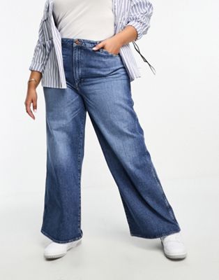 Wrangler Plus super wide leg jeans in blue dawn - ASOS Price Checker