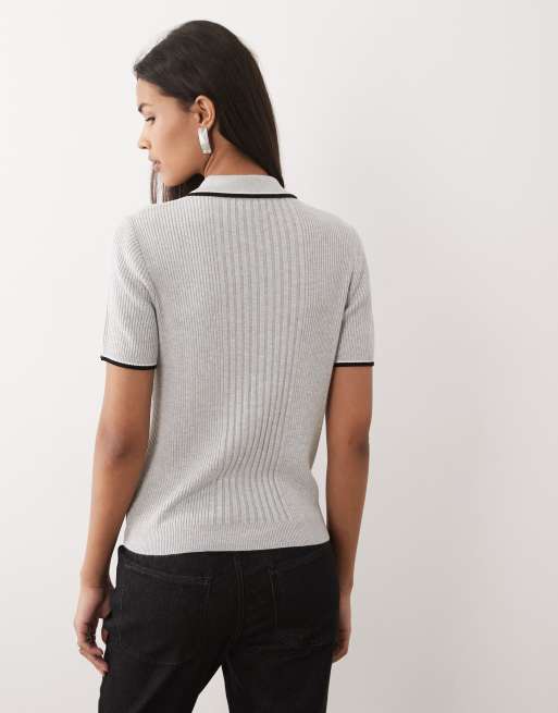 Wrangler – Polohemd in Grau und Schwarz mit kurzem Reißverschluss, 4 von 4