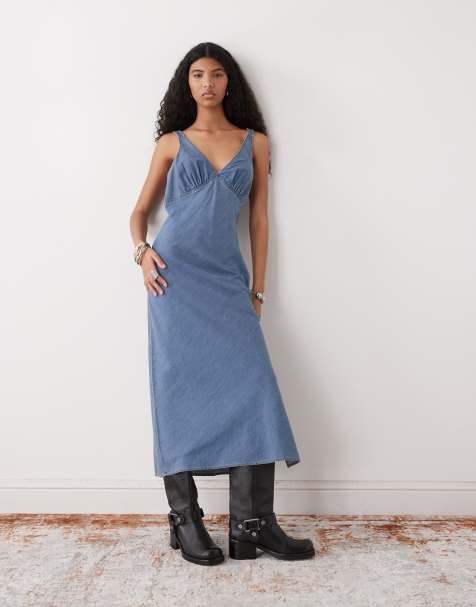 Wrangler - Schuingesneden slipdress in marineblauw - view 1