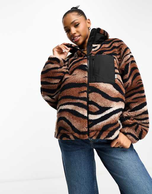 Wrangler sherpa zip through fleece with tiger back print in brown