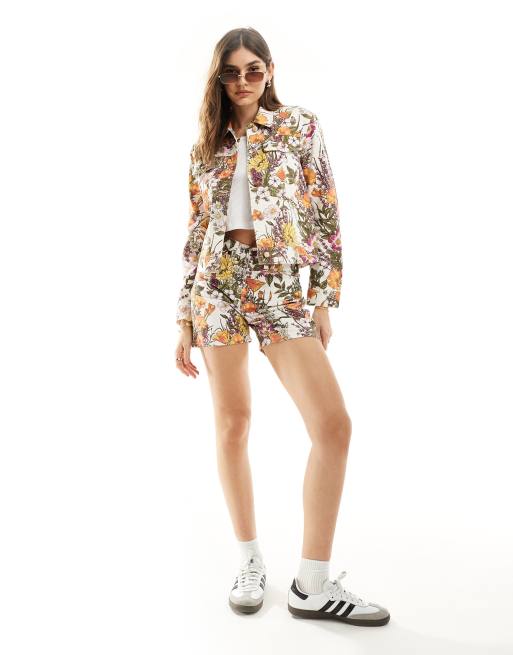 Wrangler - Short d'ensemble 5 pouces style cowboy en jean imprimé fleuri - Multicolore