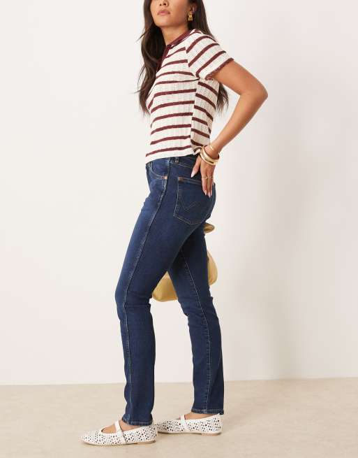 Wrangler skinny jeans in darkwash blue, 3 of 5
