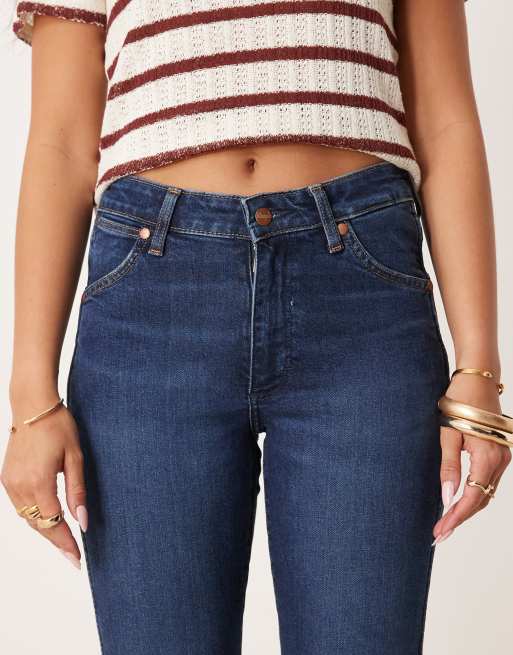 Wrangler skinny jeans in darkwash blue, 4 of 5
