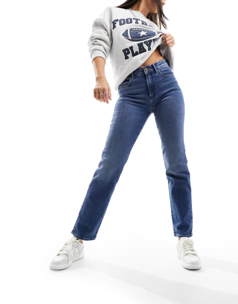 Wrangler straight fit jeans in washed mid blue - view 1