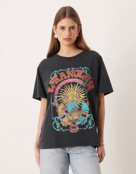 Wrangler – Svart t-shirt i girlfriend-modell - view 1
