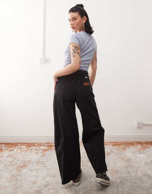 Wrangler – Svarta, lätta jeans med vida ben, cowboystil och sömmar framtill, 2 av 5