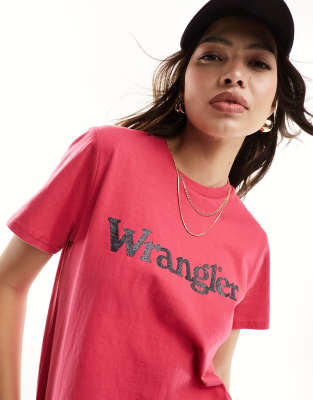 Wrangler - T-Shirt in Rosa mit Logo