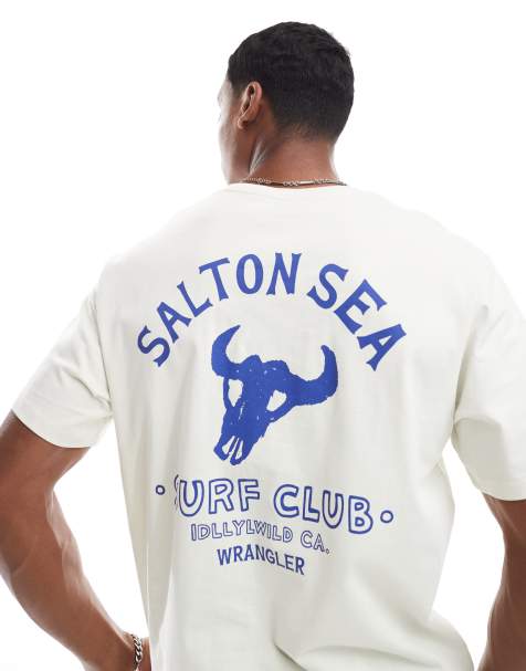 Wrangler – T-shirt o luźnym kroju w kolorze złamanej bieli z nadrukiem „Surf Club” na plecach - view 1