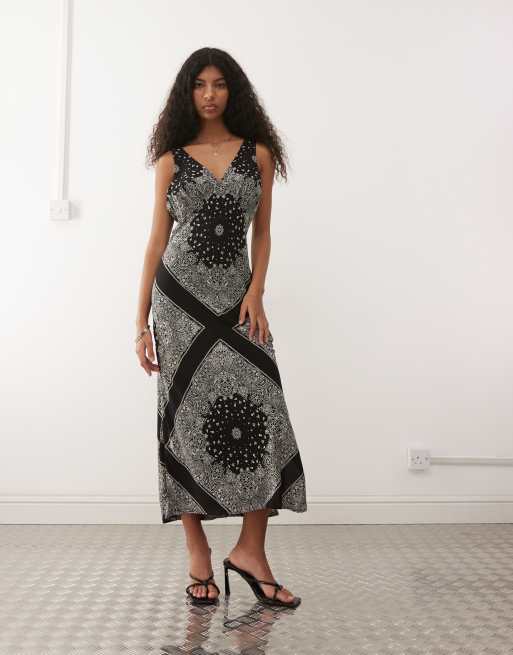 Wrangler - Vestito sottoveste taglio sbieco nero e grigio con stampa