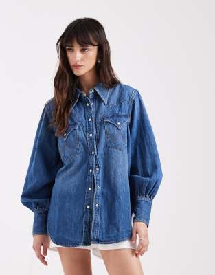 Wrangler - Western-Jeanshemd in mittelblauer Waschung mit Knopfleiste