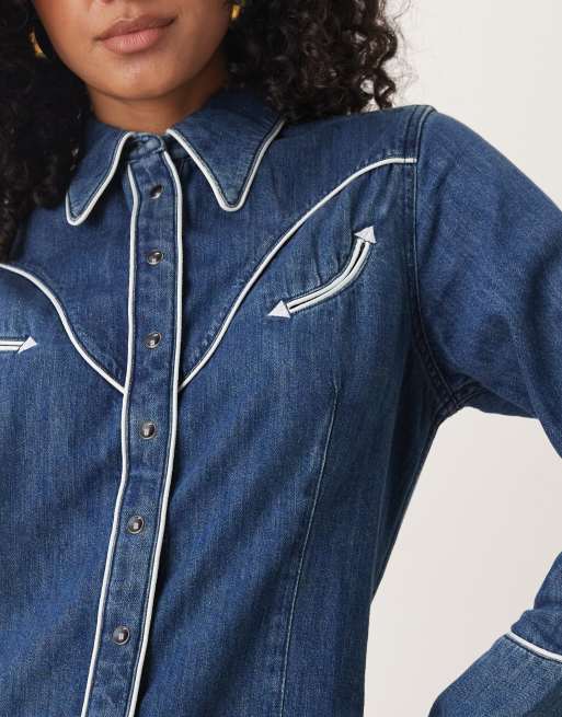 Wrangler western piped denim shirt dress in blue reverie, 2 of 4