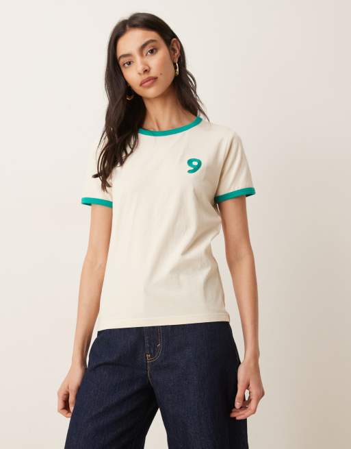 Wrangler x Lainey Wilson - Beige T-shirt med ringerdetaljer og 'hearts'-print, 4 af 4