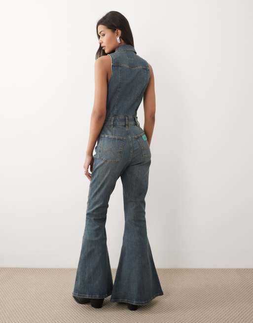 Wrangler x Lainey Wilson - Indigoblå jumpsuit i denim med stretch og ekstra svaj, 3 af 4