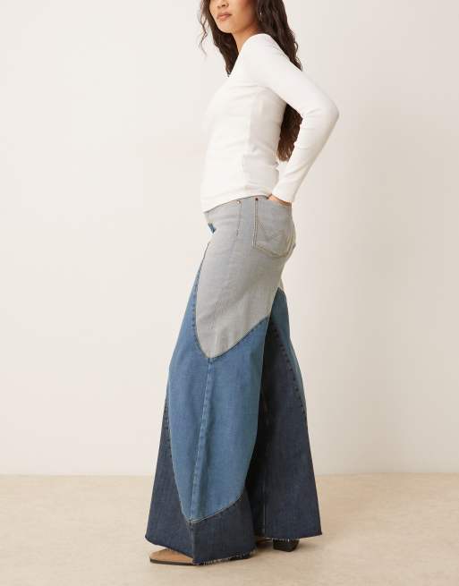 Wrangler x Lainey Wilson - Jeans a fondo ampio blu con pannello a contrasto, 3 di 5