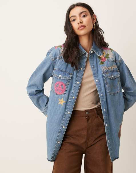 Wrangler x Lainey Wilson – Oversize-Jeanshemd in Blau mit Stickerei - view 1