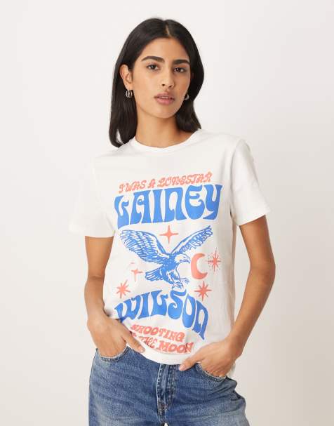 Wrangler x Lainey Wilson – T-Shirt in Weiß mit Bandprint vorne - view 1