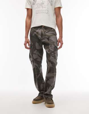 Wrangler Wrangler x Stranger Things cargo trousers in green camo print