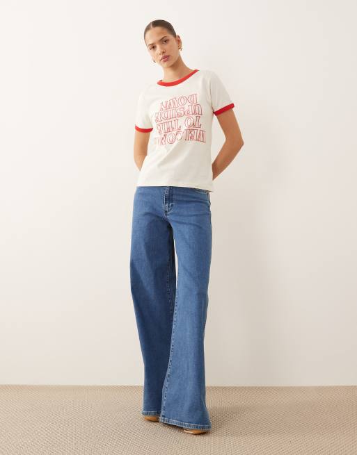 Wrangler x Stranger Things – Ringer-T-Shirt in Weiß mit umgekehrtem Grafikdruck, 3 von 4