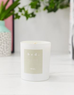 WXY. bed. Warm Musk + Black Vanilla Candle 198g