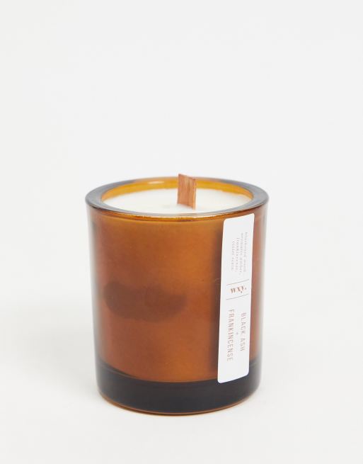 WXY - Candela color ambra al frassino nero e olibano in formato piccolo da 150g