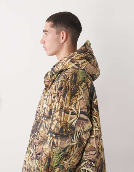 XLarge hooded puffer jacket in green camo, 4 of 5