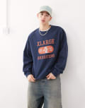 [Xlarge] XLARGE sweatshirt with recreations contrast graphic in navy L NAVY