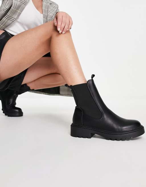 XTI chunky chelsea ankle boots in black