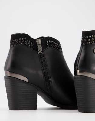 xti studded boots