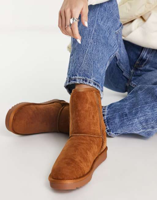 XTI – Kamelbruna, fuskpälsfodrade ankelboots