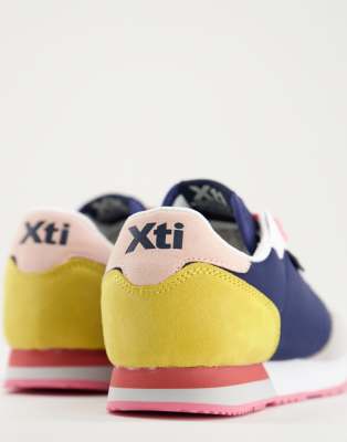 xti navy trainers