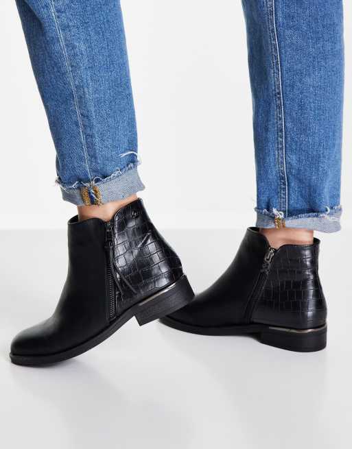 Xti black hot sale ankle boots