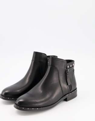 xti chelsea boots