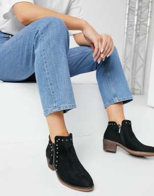 xti grey ankle boots