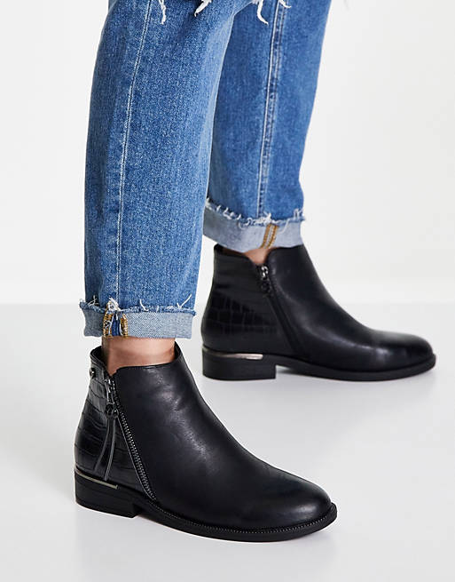 XTI size zip ankle boots in black