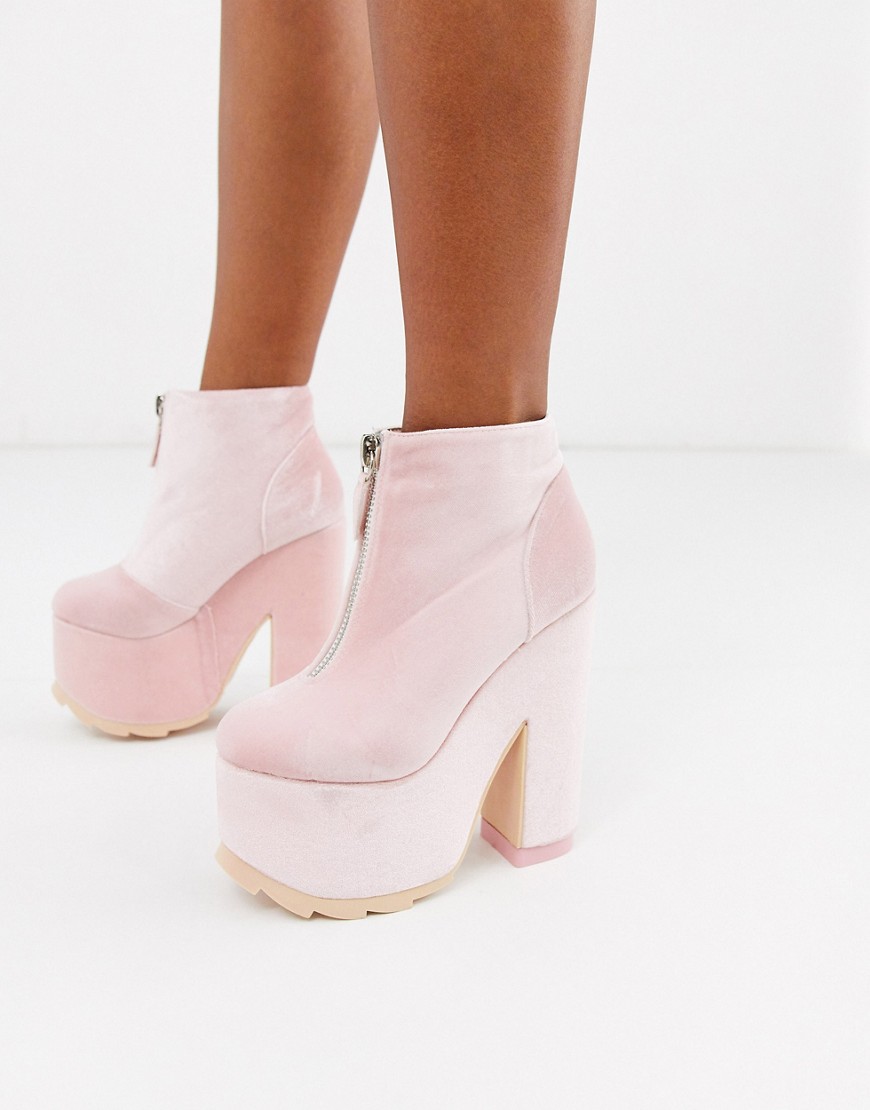 Y-R-U - heeled boots with plateau Soles in pink