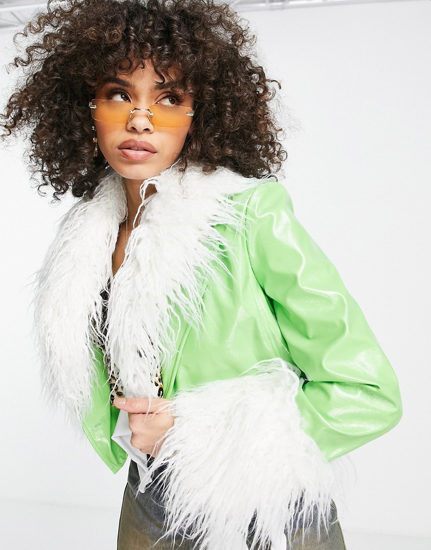 фото Ярко-зеленая короткая куртка со съемной отделкой jayley-зеленый цвет