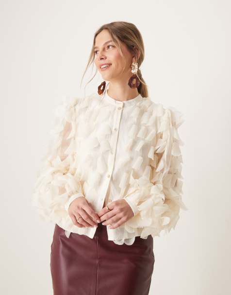 YAS 3D textured button front top in white - view 1