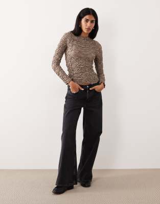 Y.a.s. 3d Textured Long Sleeve Top In Neutral