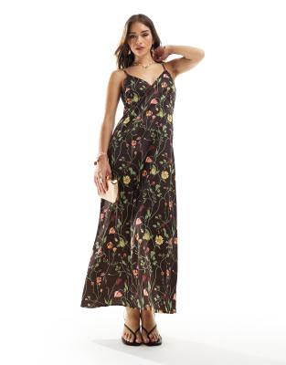 Y.A.S - A-Linien-Maxikleid aus Satin in Braun mit Blumenmuster und V-Ausschnitt im Boho-Stil-Brown