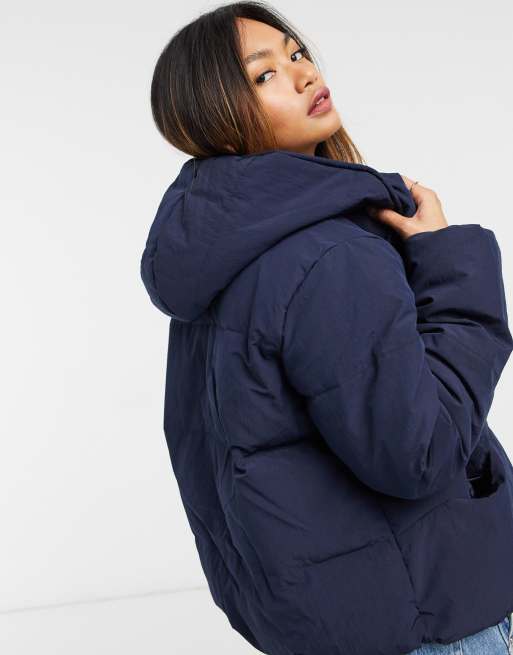 Short padded hot sale hooded jacket