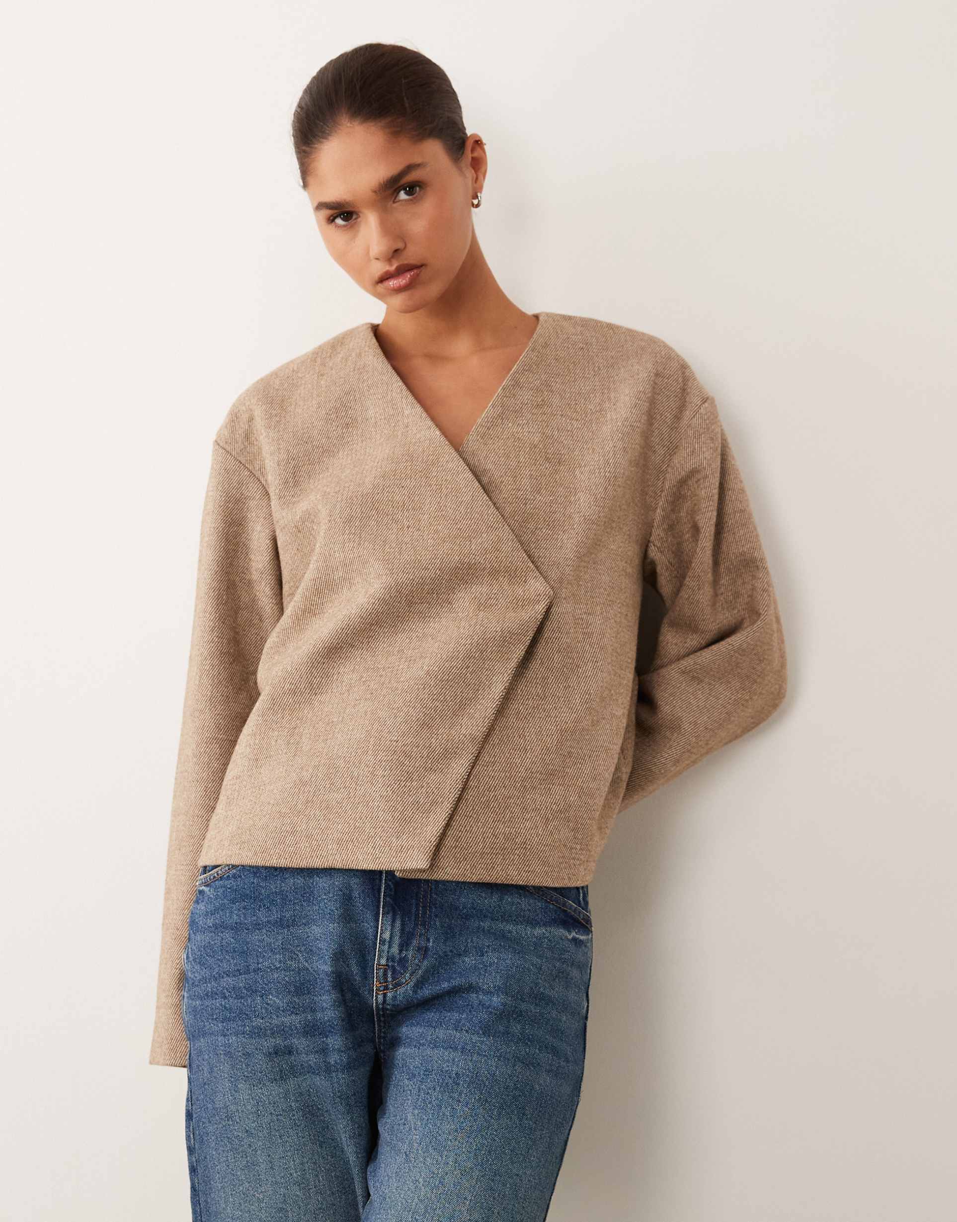 yas asymmetric closure short jacket in toasted coconut