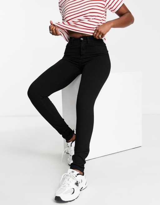 Y.A.S – Ayo – Skinny-Jeans in Schwarz mit hohem Bund