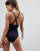 Thumbnail 2 van 4