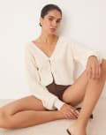 [YAS] YAS balloon sleeve knitted cardigan with button details in cream-White XL Birch