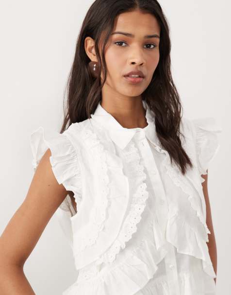 YAS – Bluse in Weiß mit auffälligen Rüschen - view 1