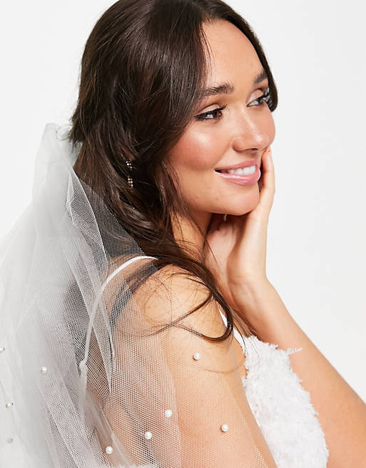 Women YAS Bridal Exclusive pearl embellished veil in white 